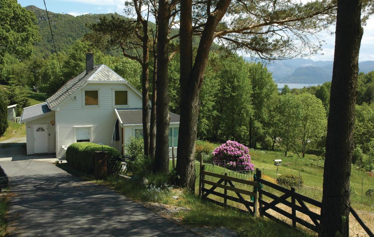 Stunning Home In Tau With House A Mountain View Exteriör bild
